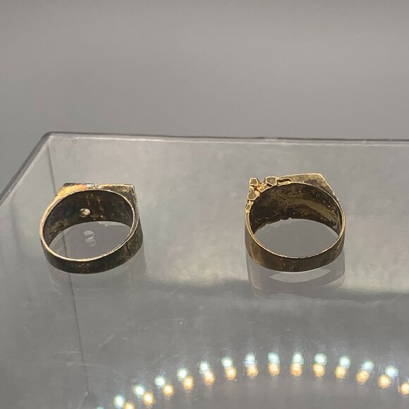 Lot of 2 Salesman Sample Men's ELECTRO PLATED  UNMARKED Size 8 Rings - Picture 2 of 2